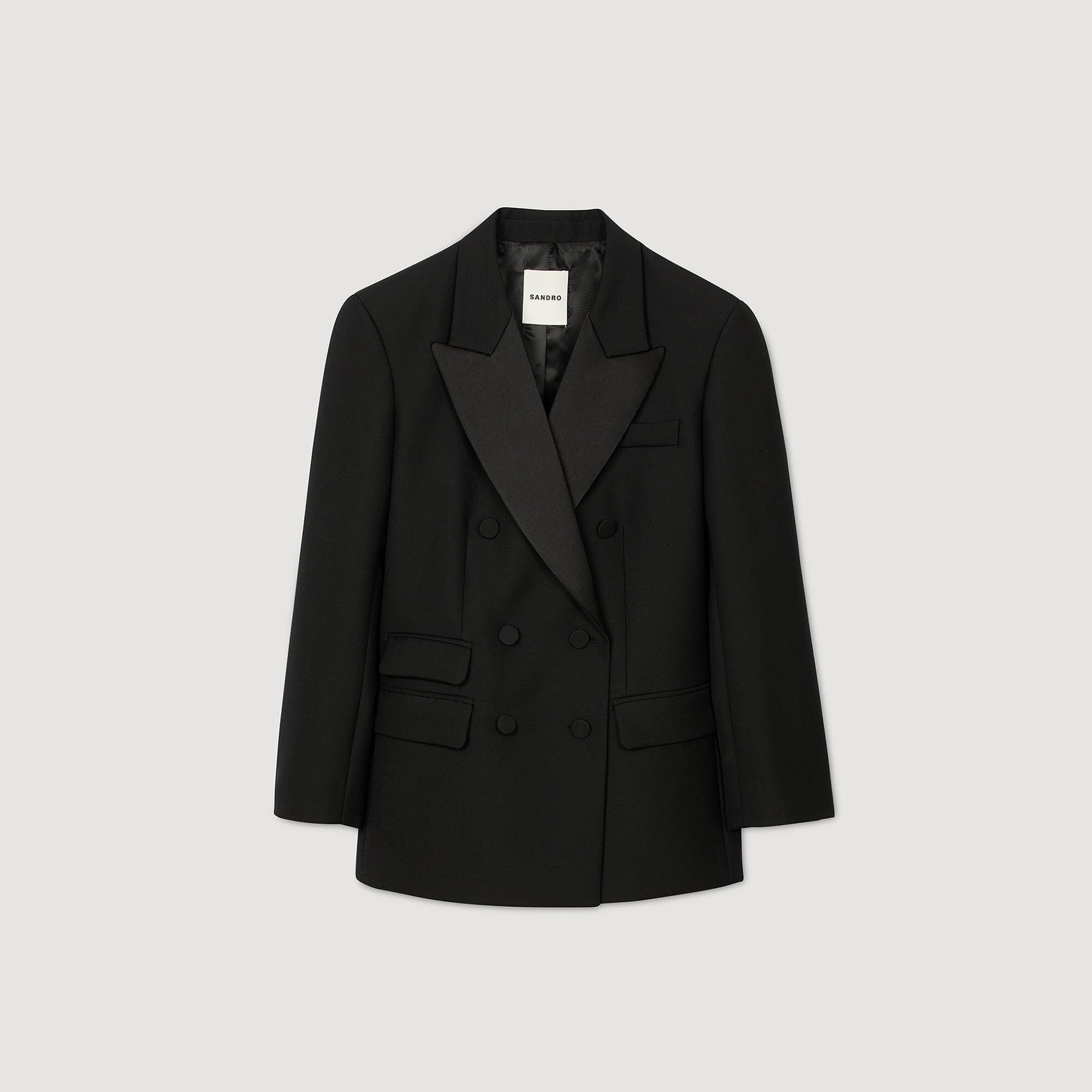 Tuxedo jacket with satin collar