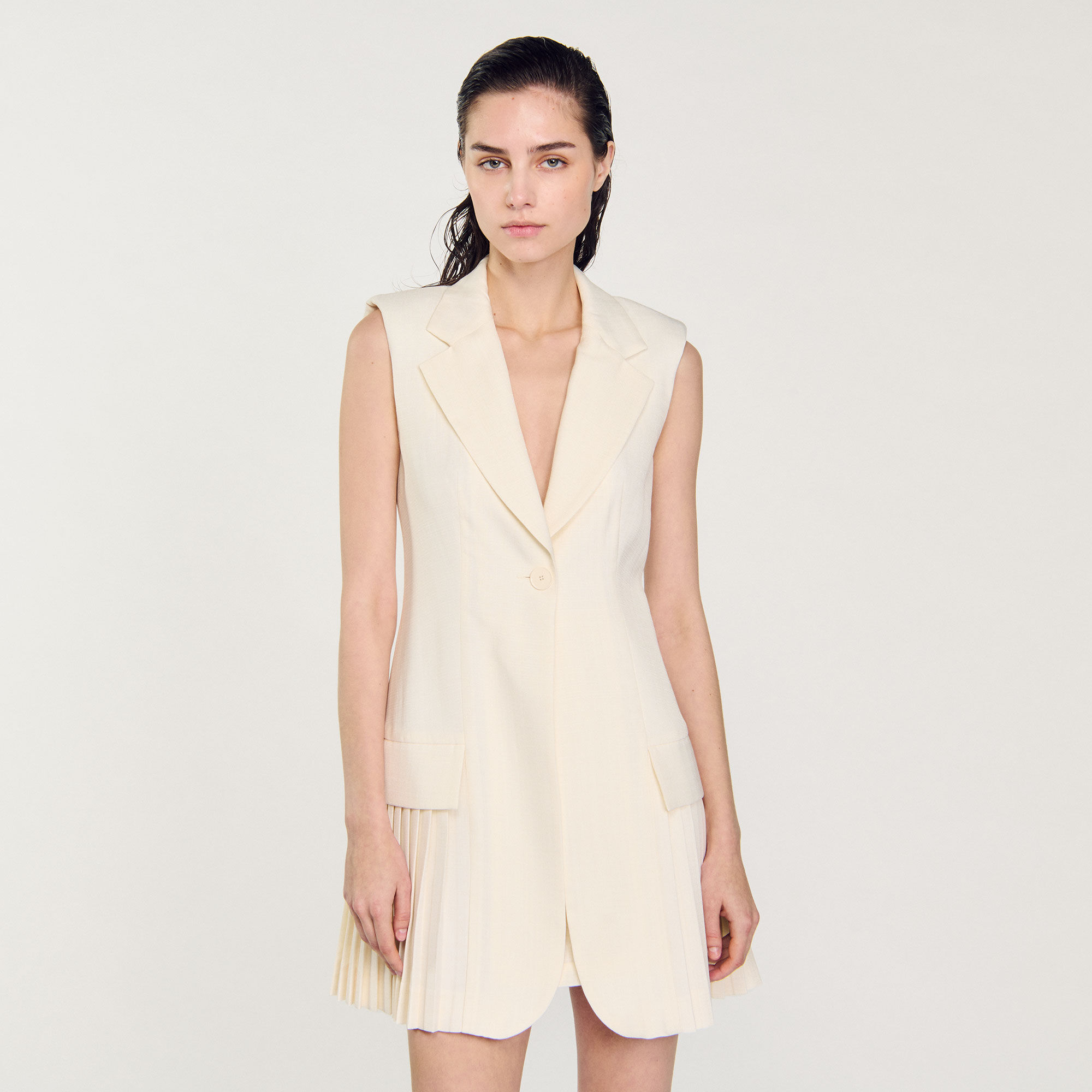 Short pleated suit dress