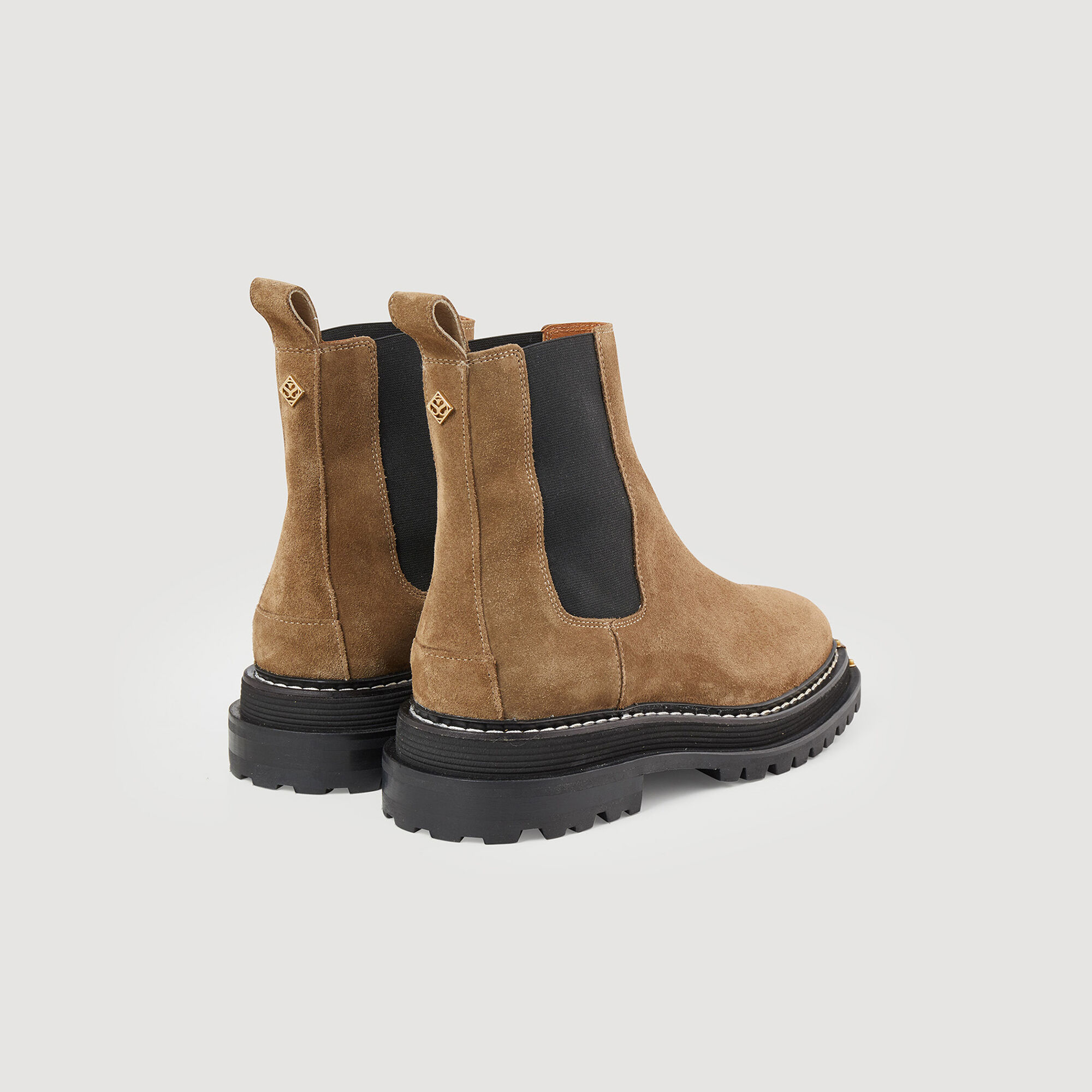 Ankle boots in certified leather