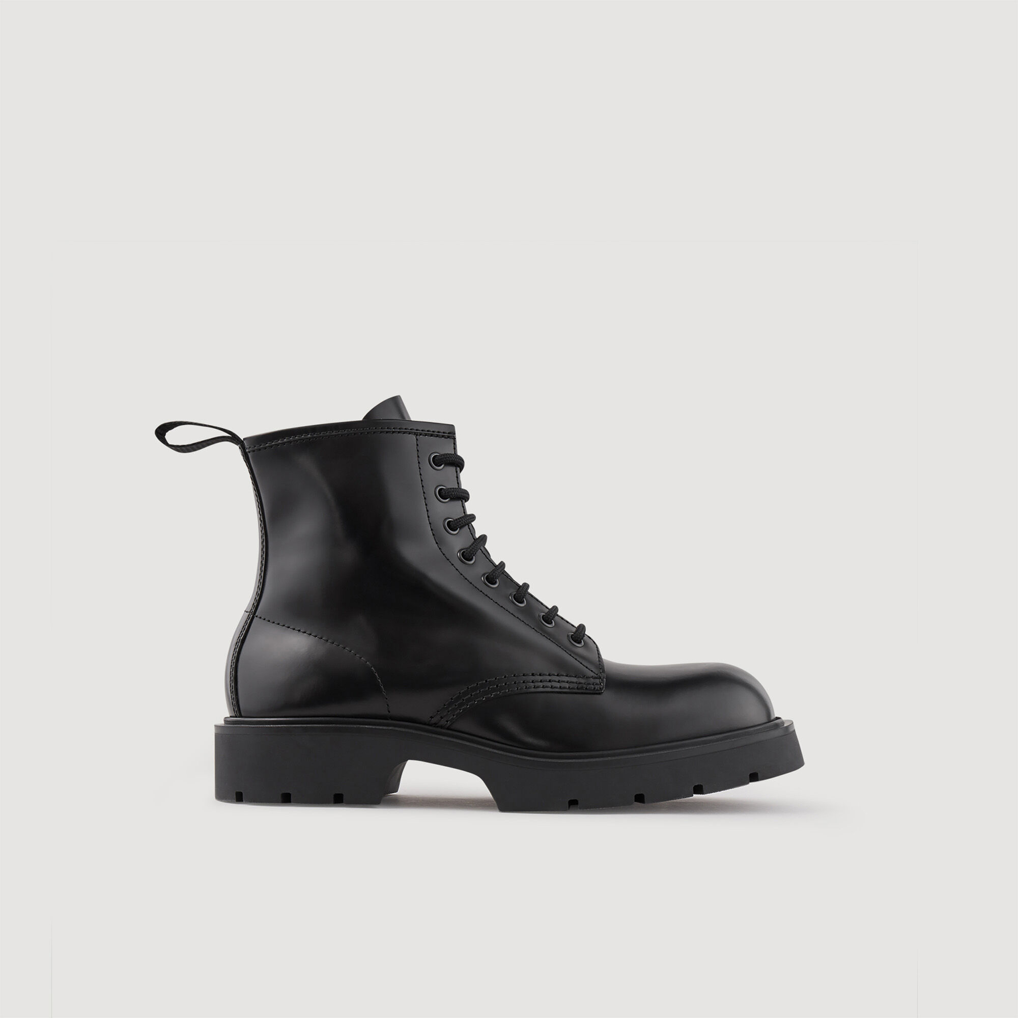 Style tread clearance boots sale