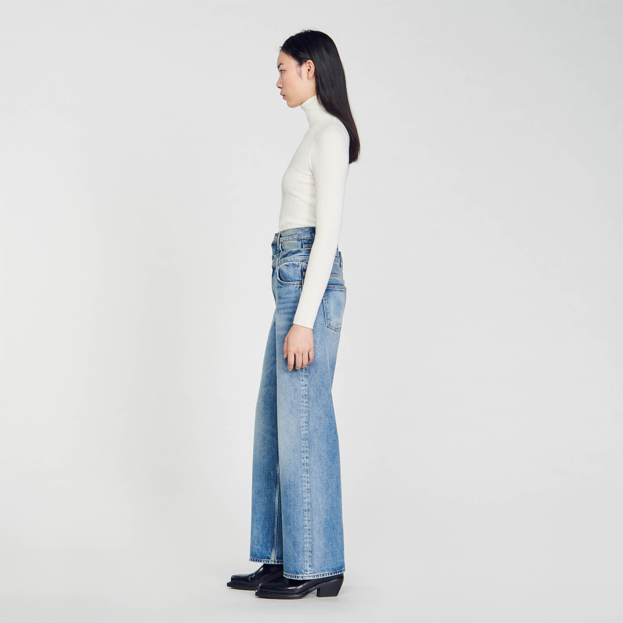 Double-belted jeans SFPJE00569 - Jeans | Sandro Paris