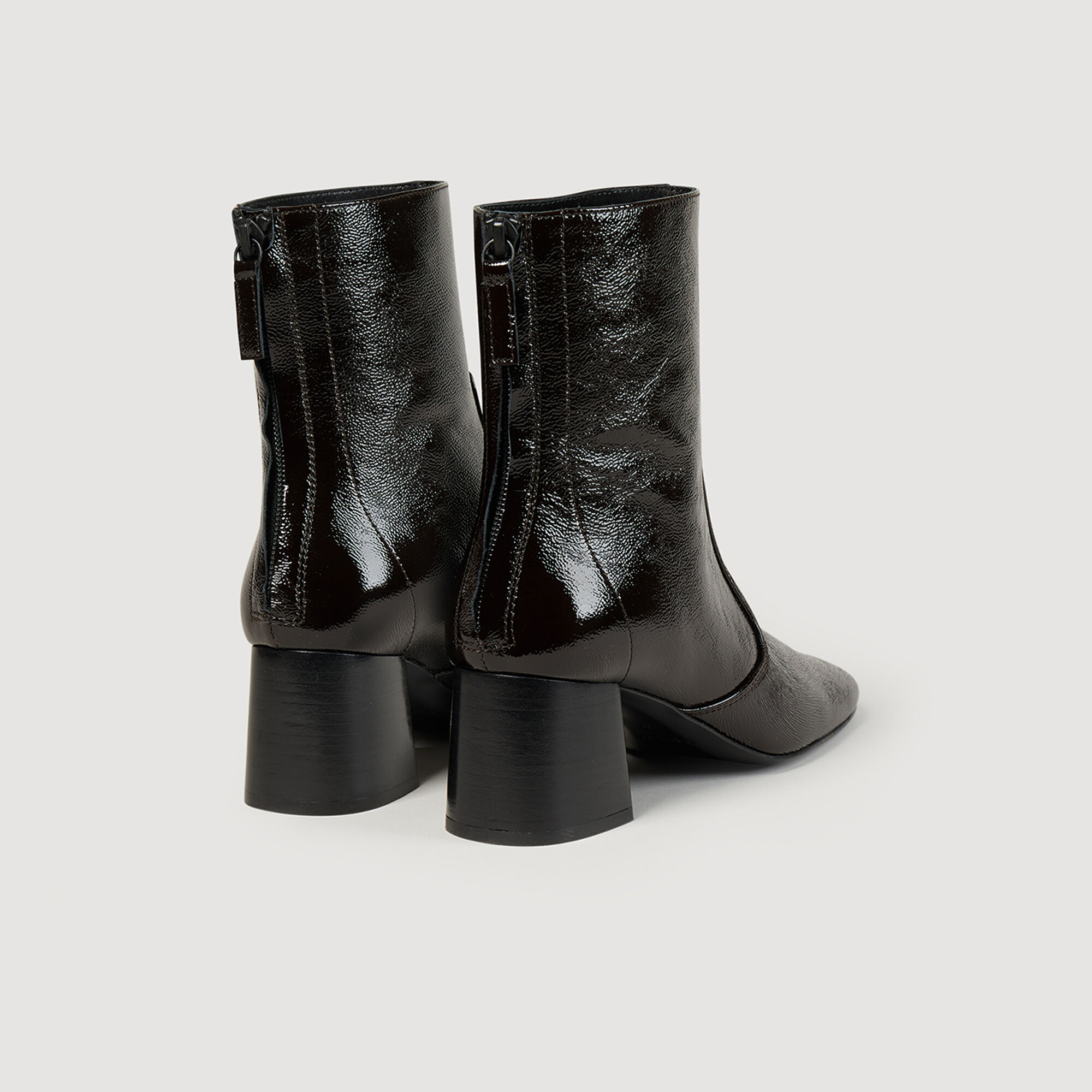 Cracked leather ankle boots SFACH00830 Chocolate All Shoes