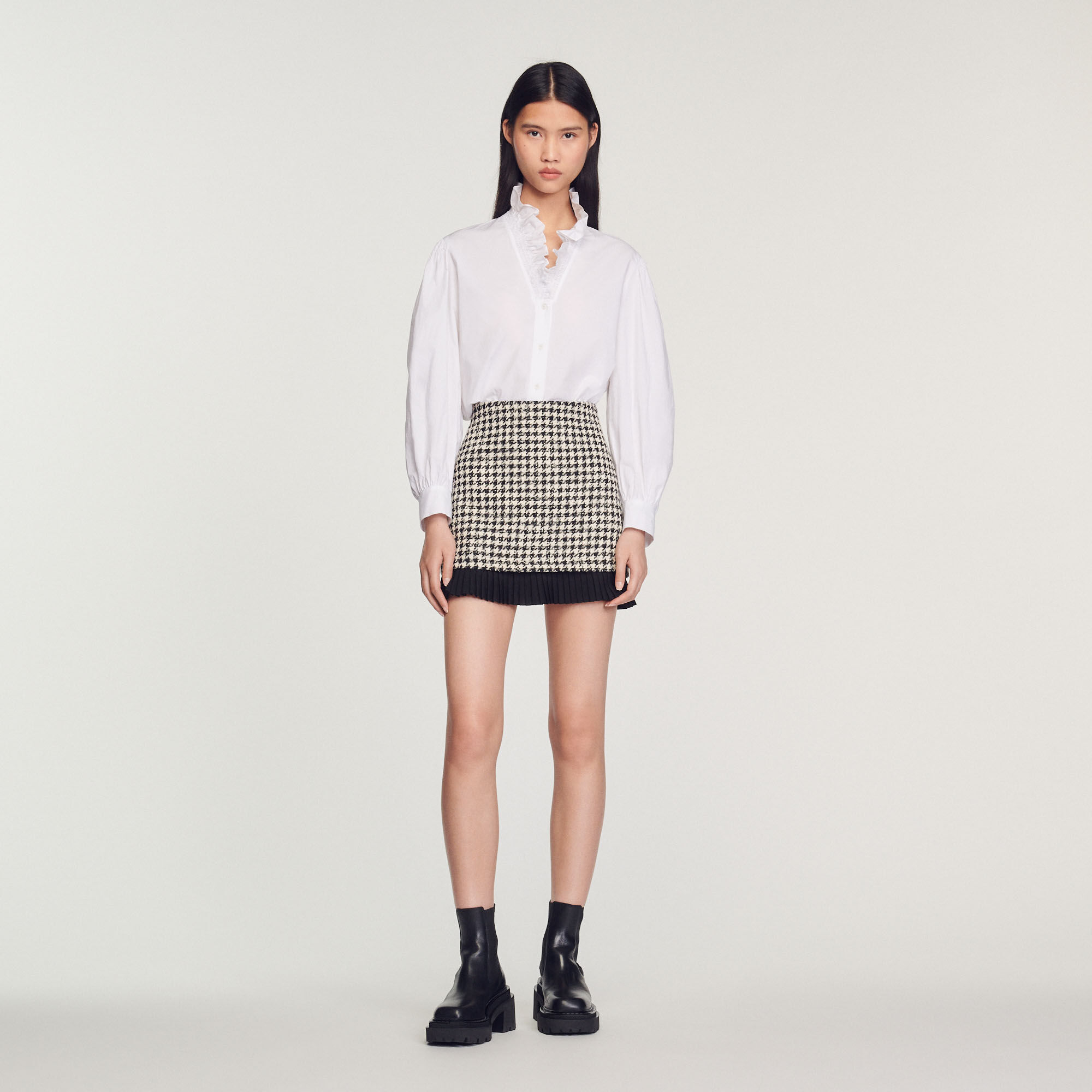 Short houndstooth tweed skirt SFPJU00732 White And Black