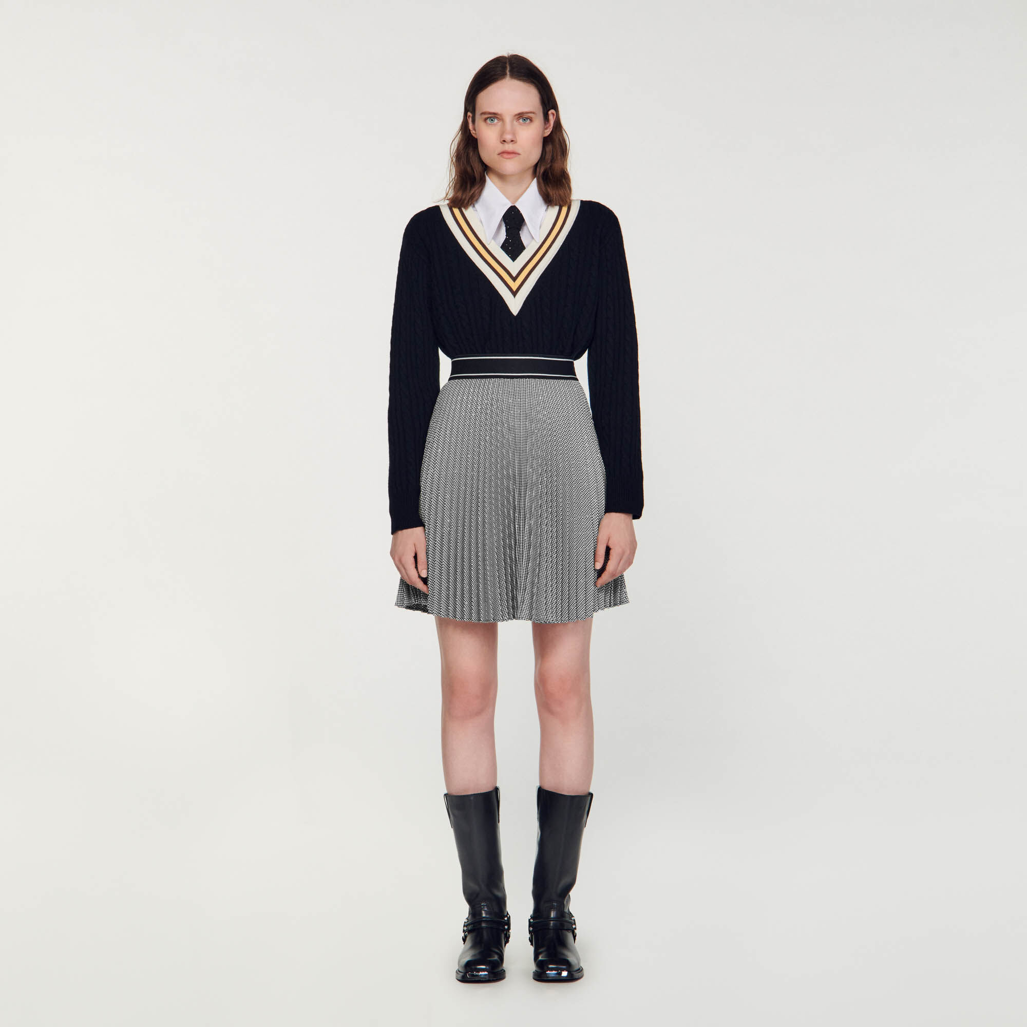 Short pleated skirt best sale uk