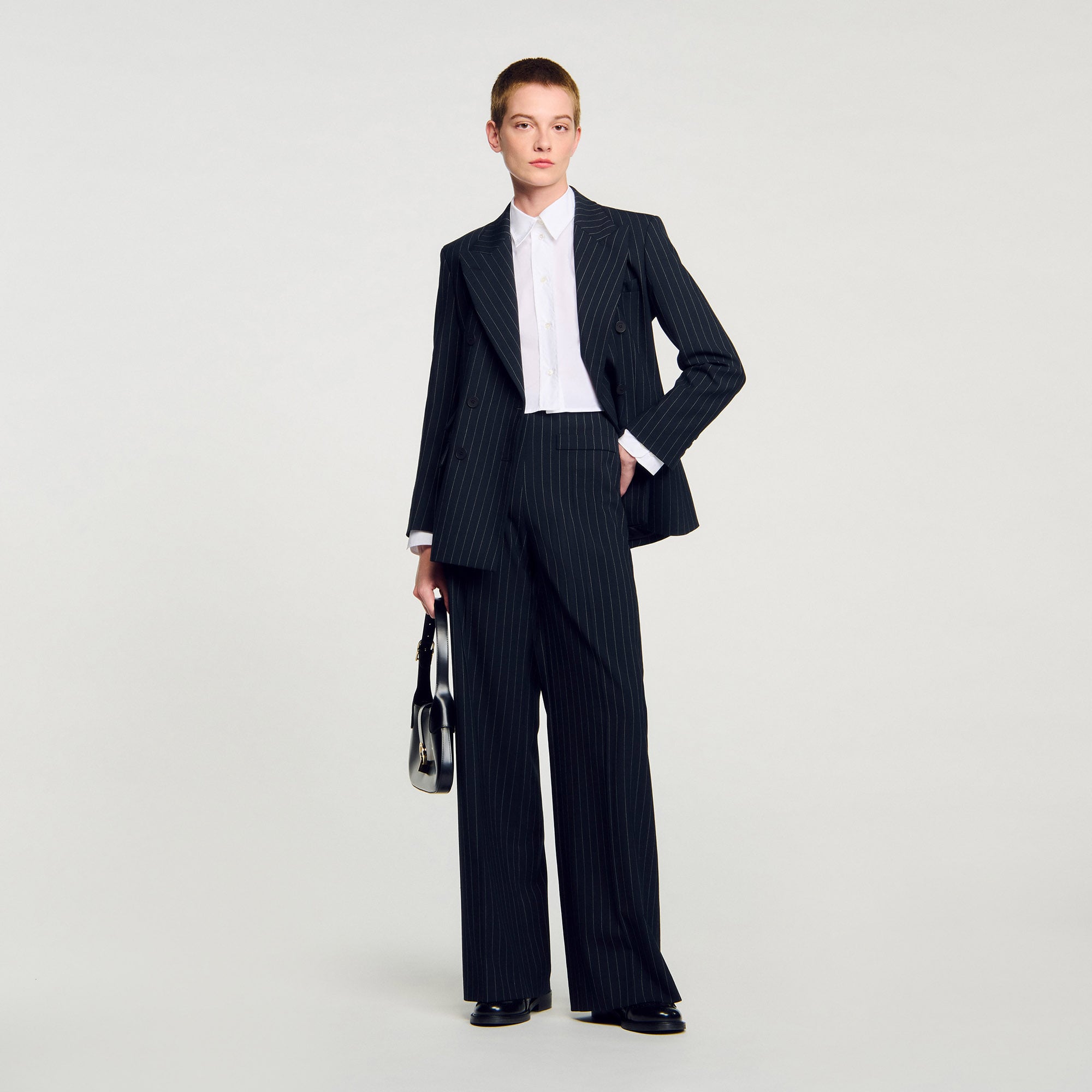 SANDRO サンドロ ピンストライプ ジャケット 黒 34 BLACK Striped suit jacket black / gray For Women | Sandro Paris